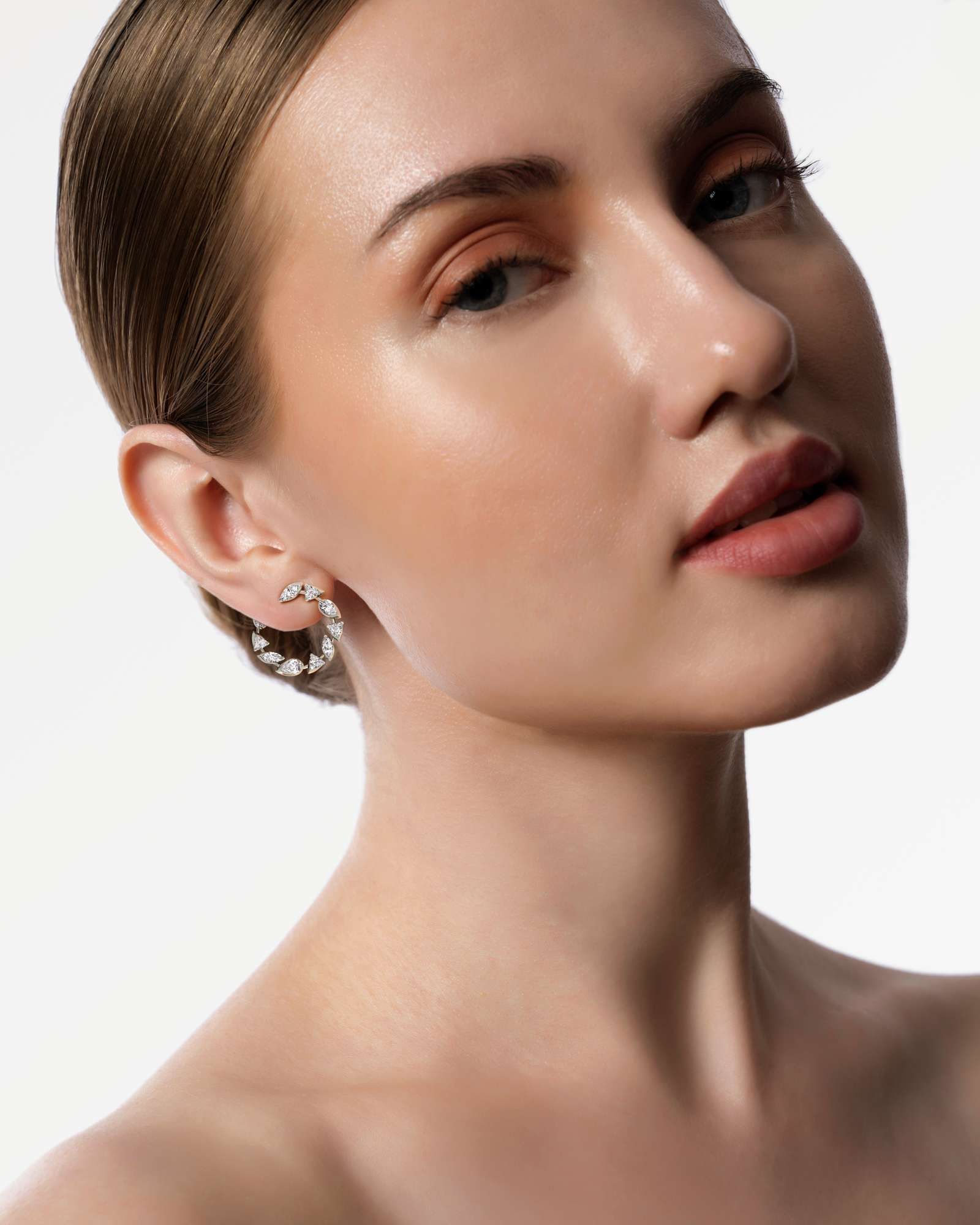Pinnacle Ragia Diamond Hoop Earrings, In 14K White Gold (2.74 ctw)