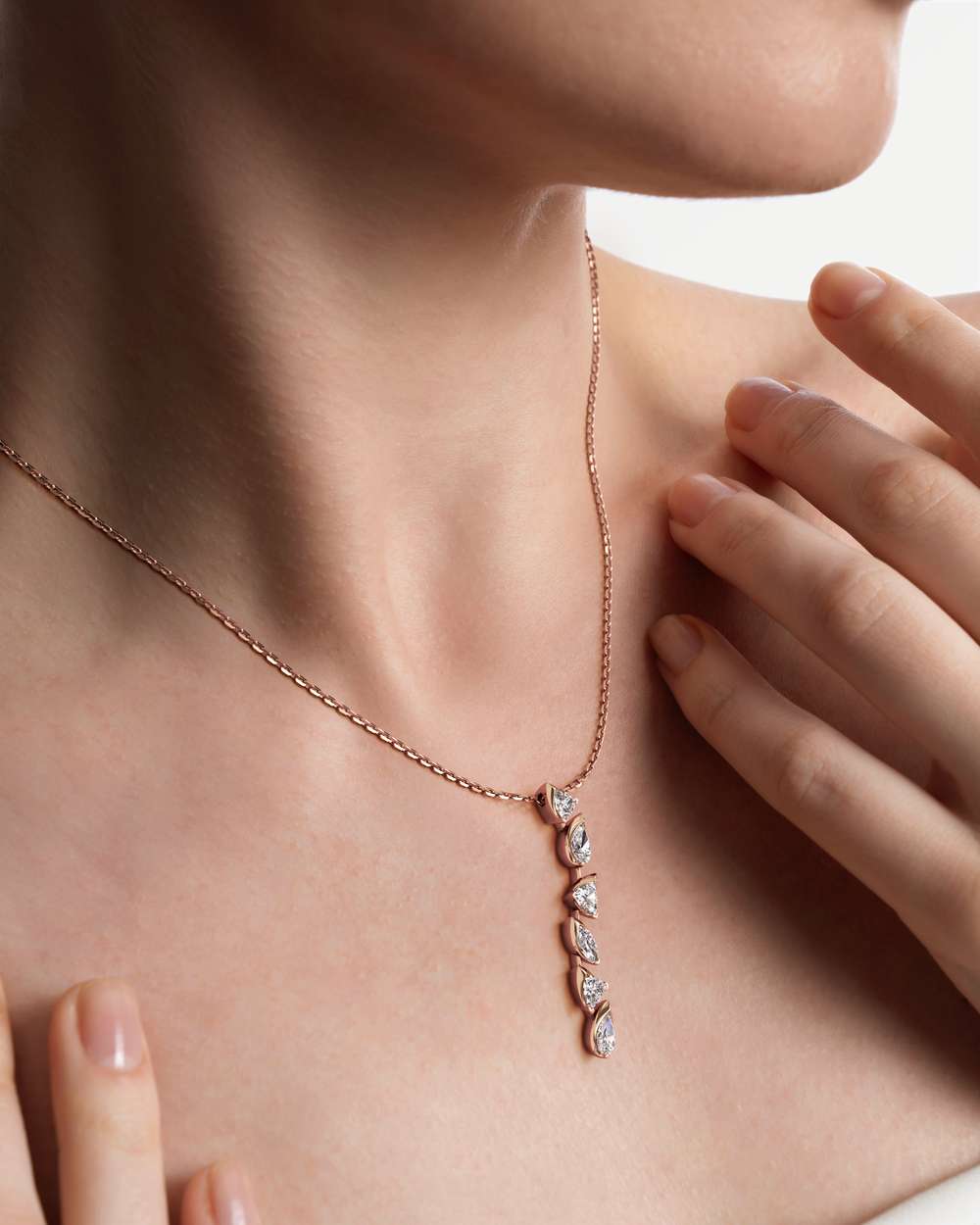 Vettaire Diamond Pendant