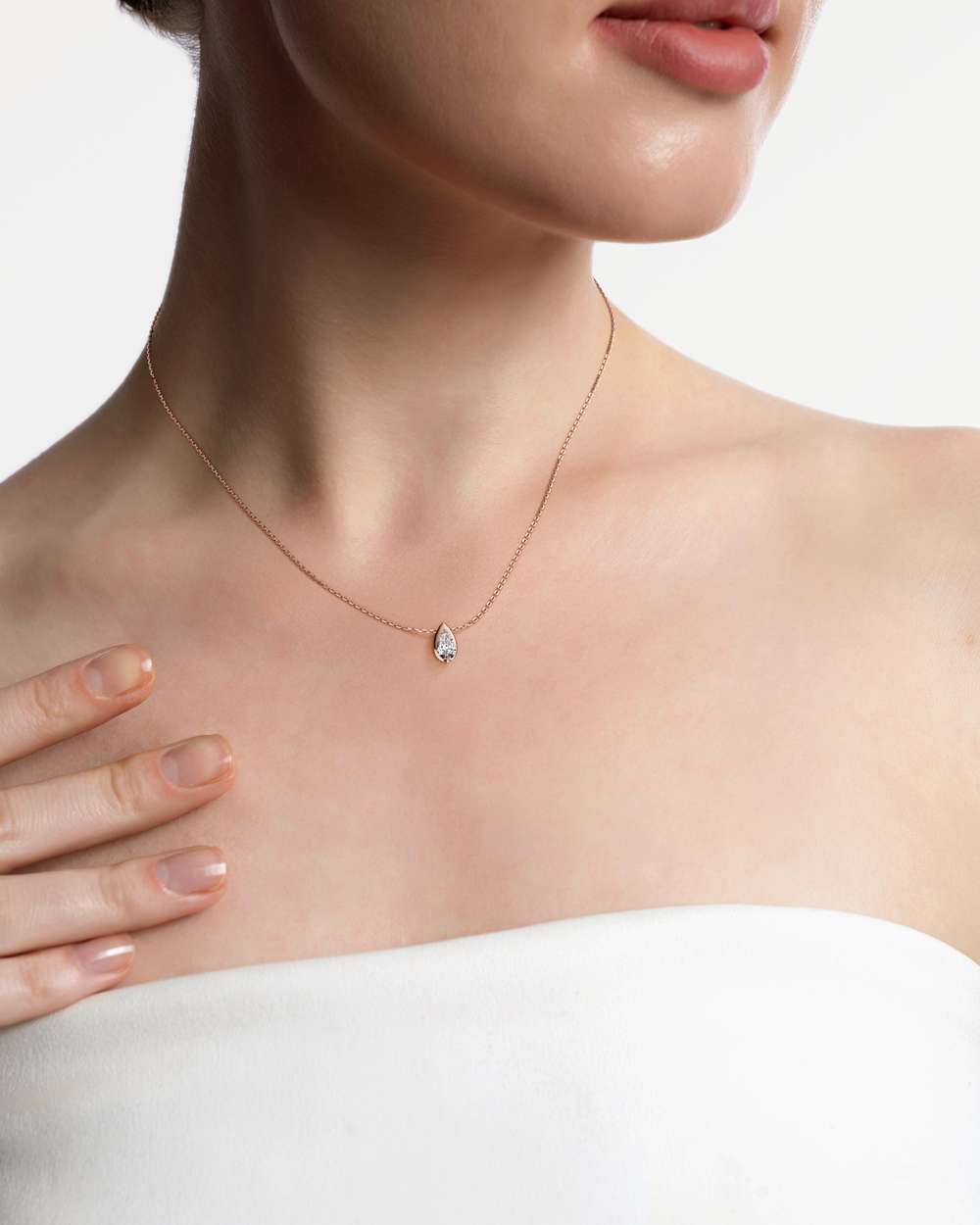 Apice Diamond Pendant