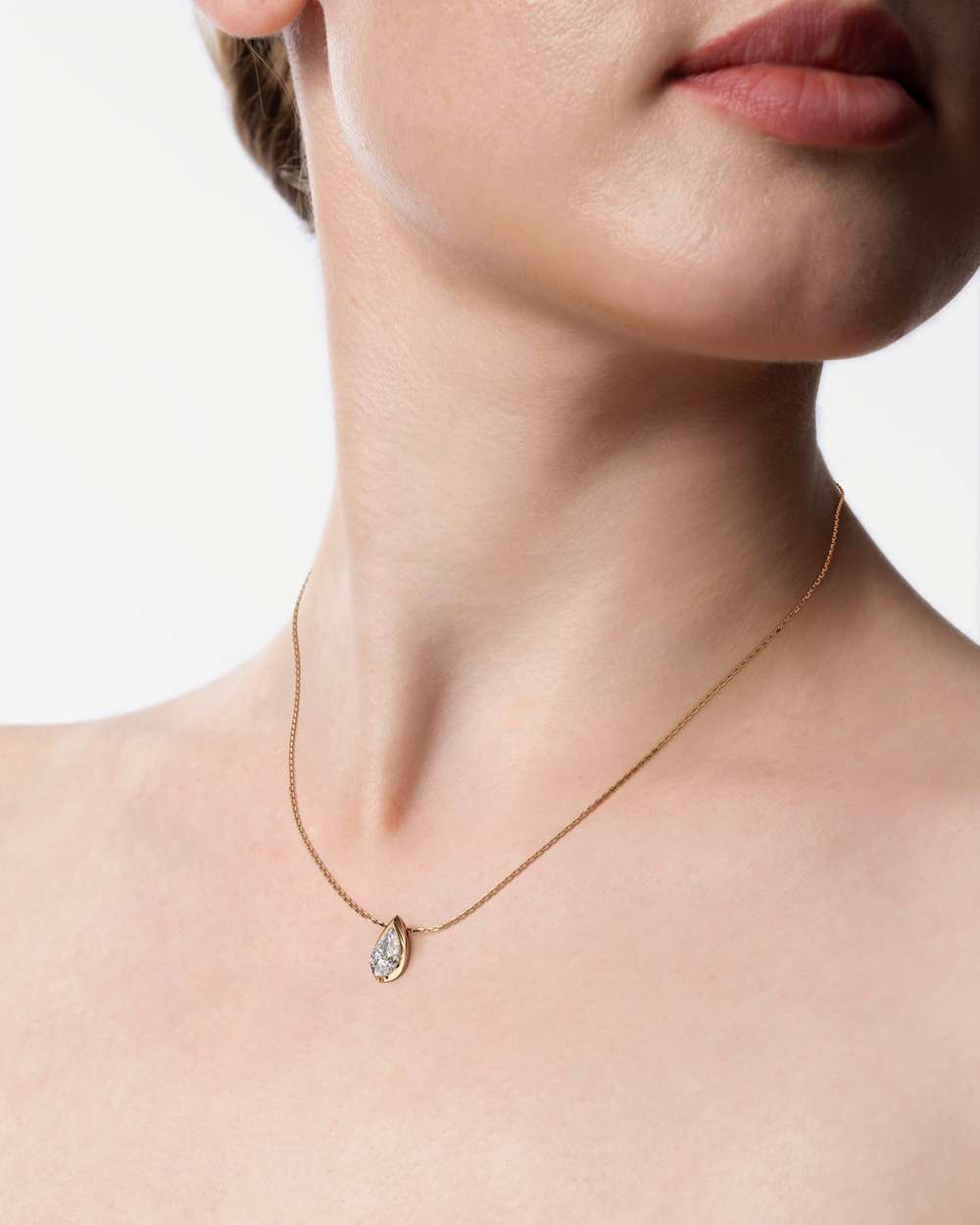 Apice Diamond Pendant