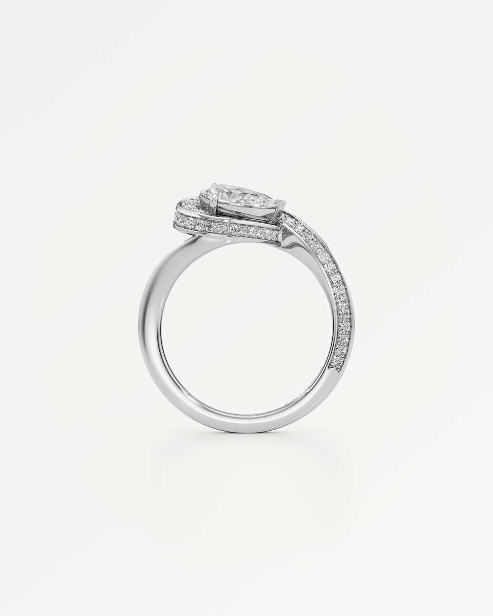 Alizé Diamond Engagement Ring