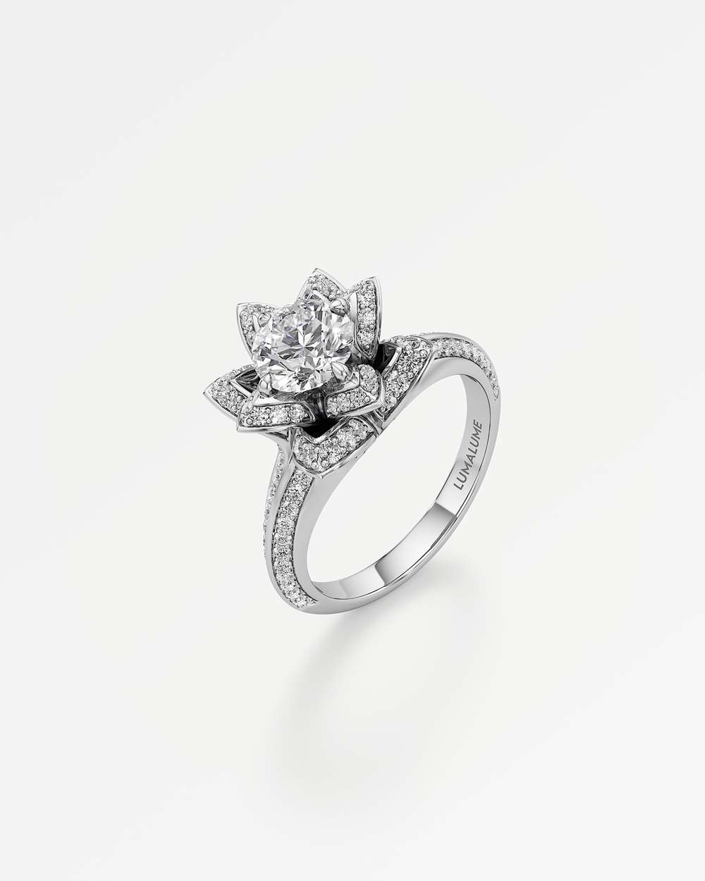 Emara Diamond Engagement Ring