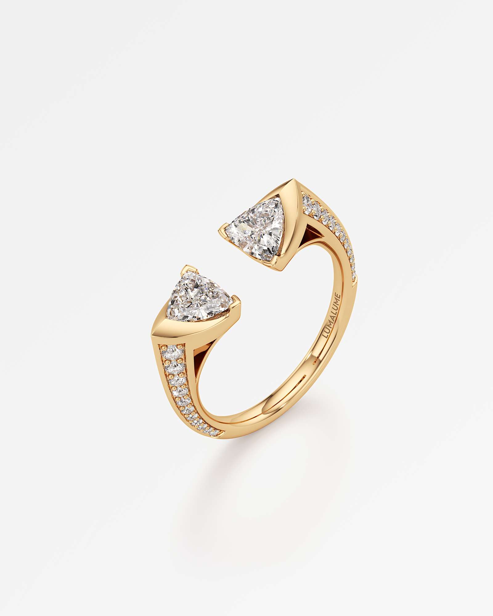 Skaro Diamond Ring