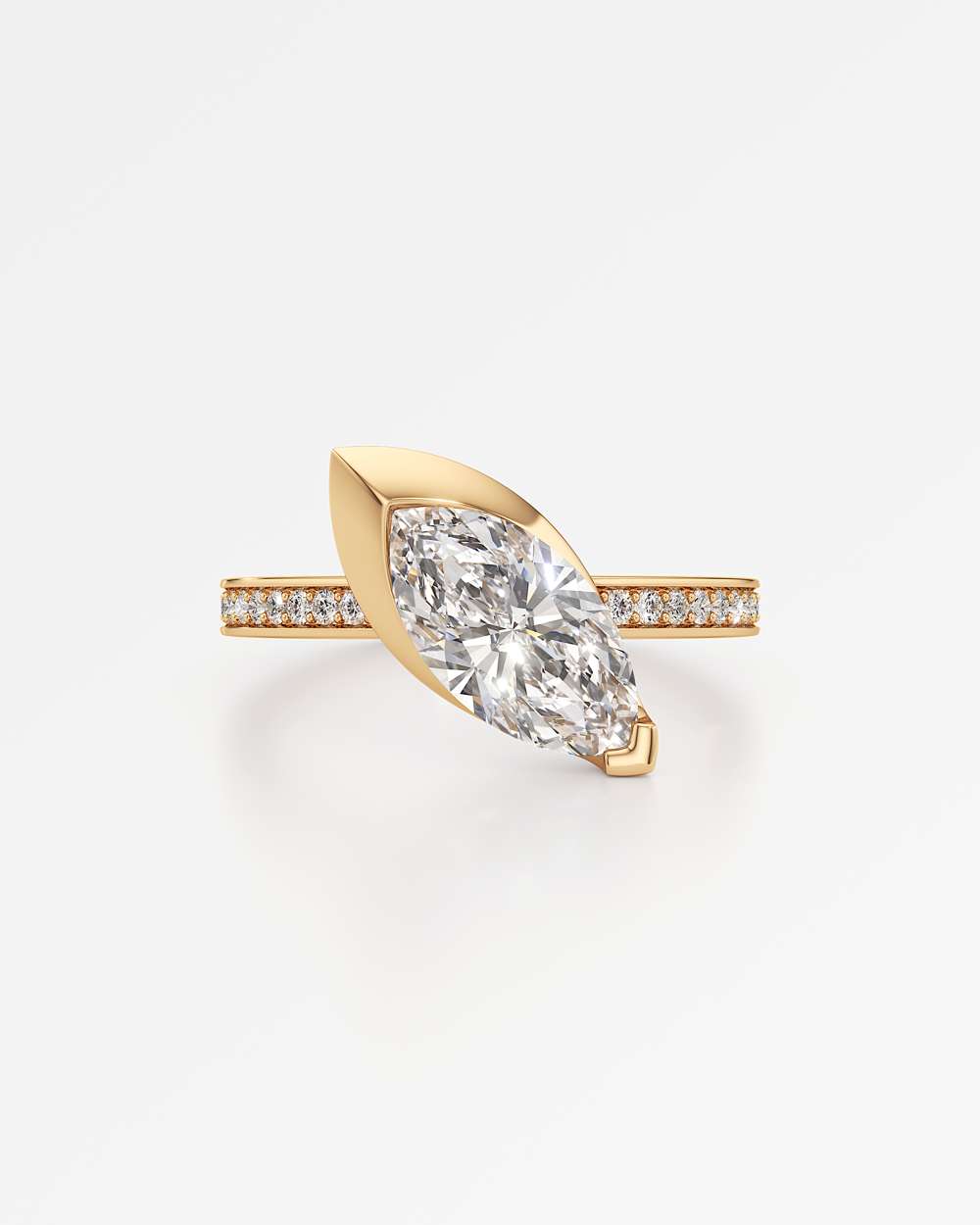 Apixa Pavé Diamond Ring