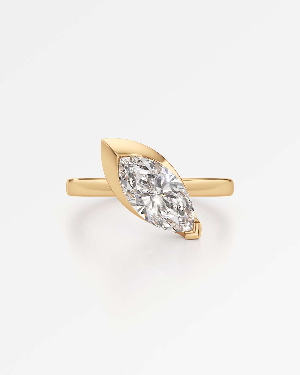 Apixa Diamond Ring