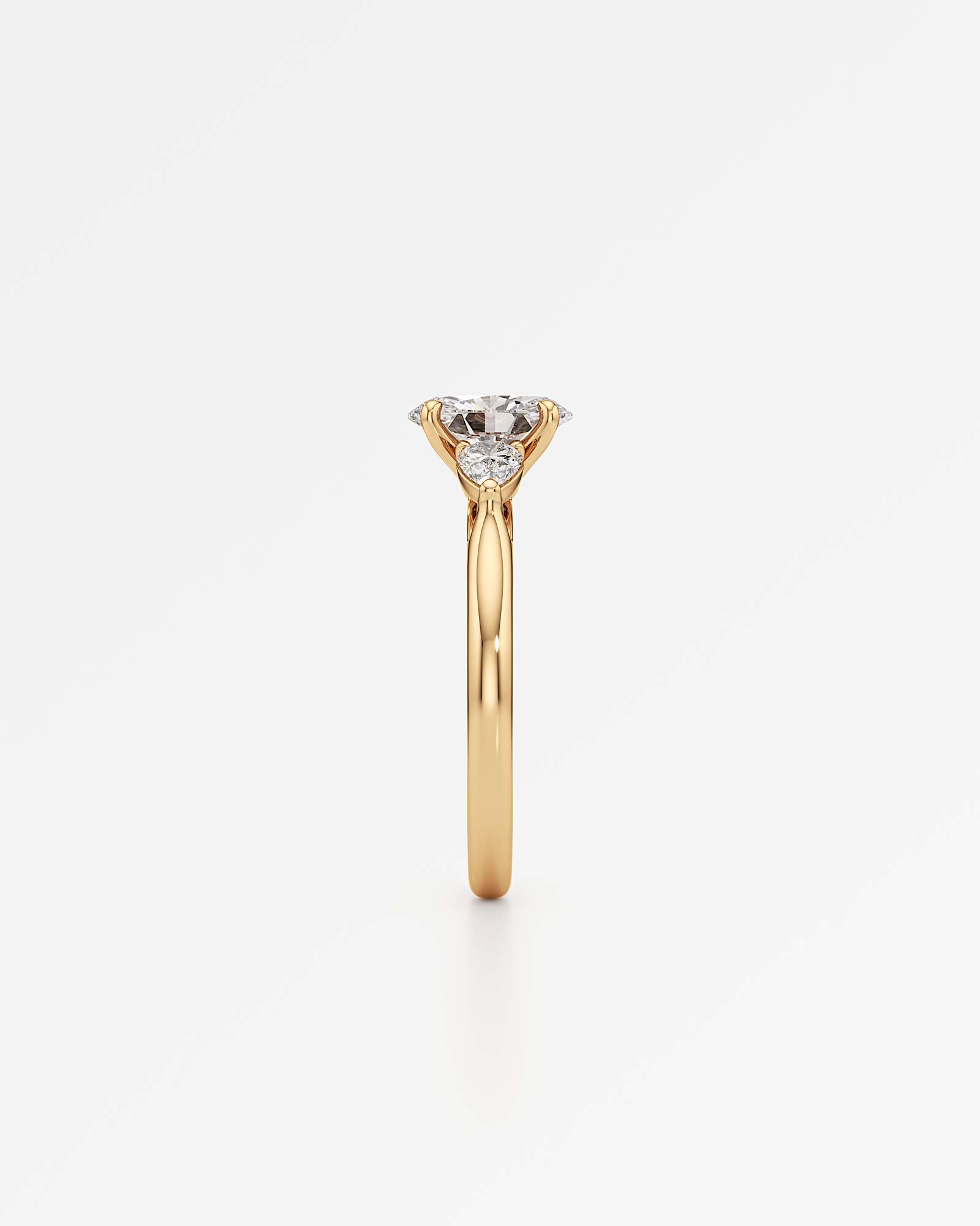 Verve Trinette Solitaire Diamond Engagement Ring, With 1.00 ct Oval Cut in 14K Yellow Gold (1.40 ctw)